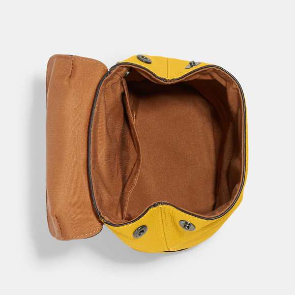 NWT Coach Outlet Hudson Small Pack - Picture 3 of 5